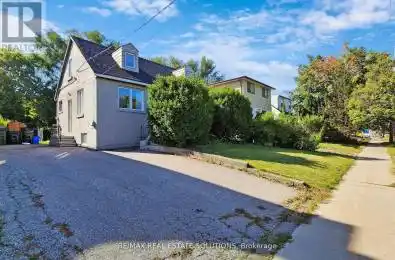 85 Ranee Avenue Toronto (Englemount-Lawrence) Ontario M6A1N1