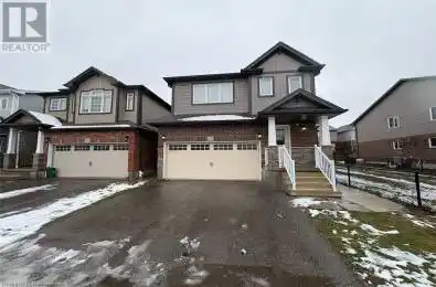 128 SOUTH CREEK Drive Kitchener Ontario N2P0E1