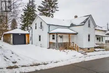 4 DUKE Street, Elmira, Ontario N3B2W3, 2 Bedrooms Bedrooms, ,2 BathroomsBathrooms,All Houses,For Sale,DUKE,40684182