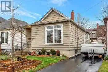 62 HOUGHTON Avenue, Hamilton, Ontario L8H4L4, 2 Bedrooms Bedrooms, ,1 BathroomBathrooms,All Houses,For Sale,HOUGHTON,40683892