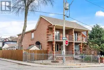 127 Sellers Avenue, Toronto (Corso Italia-Davenport), Ontario M6E3T7, 4 Bedrooms Bedrooms, ,3 BathroomsBathrooms,All Houses,For Rent,Sellers,W11887966