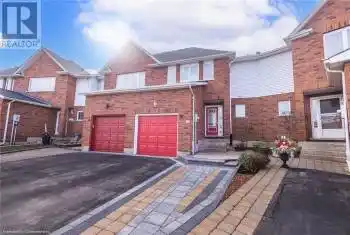 11 TOMAHAWK Drive, Grimsby, Ontario L3M5G4, 3 Bedrooms Bedrooms, ,2 BathroomsBathrooms,All Houses,For Rent,TOMAHAWK,40684506