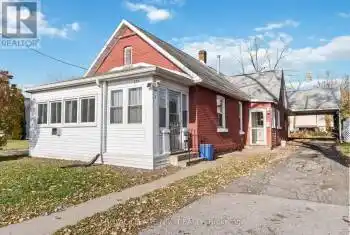 222 COURTWRIGHT Street, Fort Erie, Ontario L2A2R8, 5 Bedrooms Bedrooms, ,2 BathroomsBathrooms,All Houses,For Sale,COURTWRIGHT,X9296892