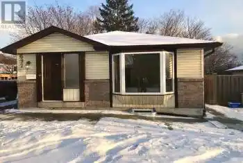 697 Downview Crescent Unit# Bsmt, Oshawa (Donevan), Ontario L1H7W4, 2 Bedrooms Bedrooms, ,1 BathroomBathrooms,All Houses,For Rent,Downview,E11888337