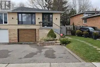 1888 Silverberry Crescent, Mississauga (Clarkson), Ontario L5J1C9, 4 Bedrooms Bedrooms, ,3 BathroomsBathrooms,All Houses,For Sale,Silverberry,W11888446