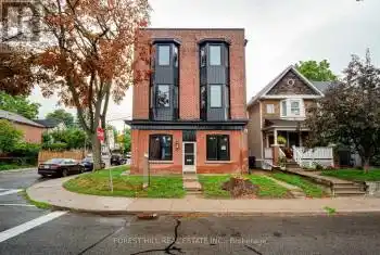 1 Greensides Avenue Unit# 1, Toronto (Wychwood), Ontario M6G3P5, 1 Bedroom Bedrooms, ,1 BathroomBathrooms,All Houses,For Rent,Greensides,C11889102