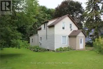 74 Sykes Street, Meaford, Ontario N4L1E3, 2 Bedrooms Bedrooms, ,2 BathroomsBathrooms,All Houses,For Rent,Sykes,X11889059