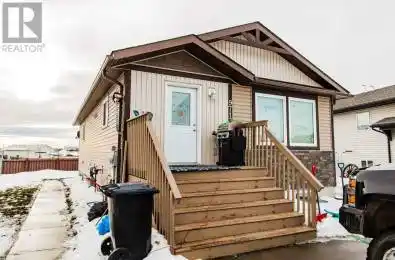 9713 112 Avenue Unit# 9713 Clairmont Alberta T8X5C2