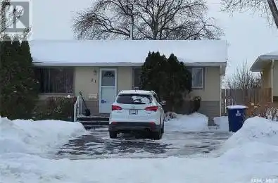 21 McGee CRESCENT Saskatoon Saskatchewan S7L4M6