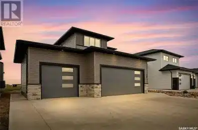 38 Clunie COURT Moose Jaw Saskatchewan S6J0E3