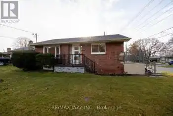 685 Emerson Avenue Unit# Main, Oshawa (Donevan), Ontario L1H3L2, 3 Bedrooms Bedrooms, ,1 BathroomBathrooms,All Houses,For Rent,Emerson,E11890772