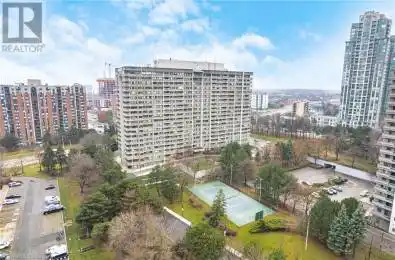 50 ELM Drive Unit# 706 Mississauga Ontario L5A3X2