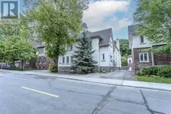 809 Duplex Avenue Unit# A Main, Toronto (Lawrence Park South), Ontario M4R1W6, 3 Bedrooms Bedrooms, ,1 BathroomBathrooms,All Houses,For Rent,Duplex,C11890921