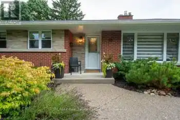 65 KENSINGTON Street, Guelph (Waverley), Ontario N1E3P6, 3 Bedrooms Bedrooms, ,2 BathroomsBathrooms,All Houses,For Sale,KENSINGTON,X10875614