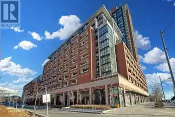 800 LAWRENCE Avenue, Toronto (Yorkdale-Glen Park), Ontario M6A0B1, ,Condo,For Sale,LAWRENCE,W11891564