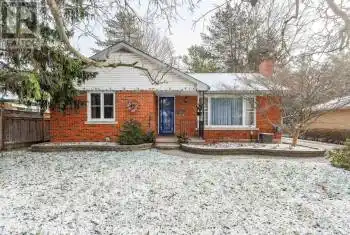 115 Marlborough Road, Guelph (Waverley), Ontario N1E3Y2, 3 Bedrooms Bedrooms, ,1 BathroomBathrooms,All Houses,For Sale,Marlborough,X11891598