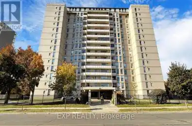 130 Neptune Drive Unit# 906 Toronto (Englemount-Lawrence) Ontario M6A1