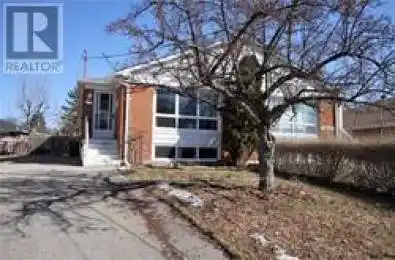 3443 Queenston Drive Unit# Lower Mississauga (Erindale) Ontario L5C2G5