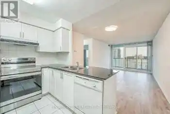 5500 Yonge Street Unit# 2102, Toronto (Willowdale West), Ontario M2N7L1, 2 Bedrooms Bedrooms, ,2 BathroomsBathrooms,Condo,For Sale,Yonge,C11891559