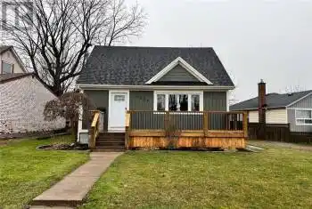 6077 COLLINS Drive, Niagara Falls, Ontario L2G2S3, 2 Bedrooms Bedrooms, ,2 BathroomsBathrooms,All Houses,For Rent,COLLINS,40684846