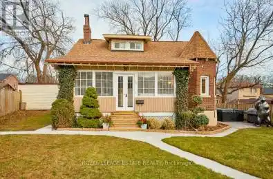 63 Valhalla Boulevard Toronto (Birchcliffe-Cliffside) Ontario M1N3B4