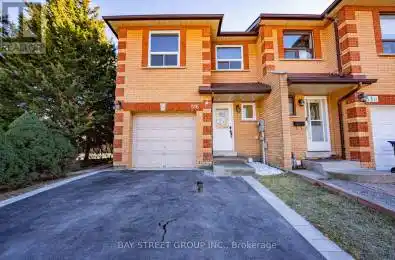 516 Steddick Court Mississauga (Hurontario) Ontario L5R3T1