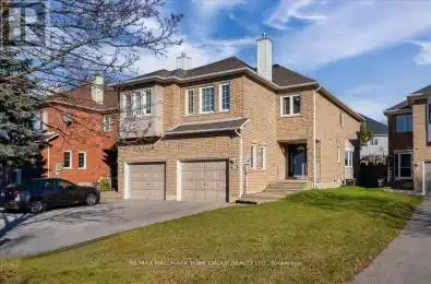 22 Widdifield Avenue Newmarket (Armitage) Ontario L3X1Z4