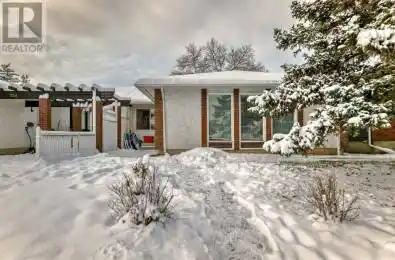 2254 Midridge Place Calgary Alberta T2X1E5