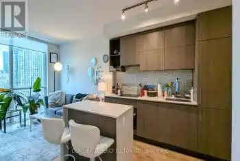 1 Yorkville Ave Unit# 1610, Toronto, Ontario M4W 1L1, 1 Bedroom Bedrooms, 4 Rooms Rooms,1 BathroomBathrooms,Condo,Rented,Yorkville,C11893620