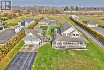 5256 Beach Road, Port Colborne (874 - Sherkston), Ontario L0S1R0, 4 Bedrooms Bedrooms, ,4 BathroomsBathrooms,All Houses,For Sale,Beach,X11893425