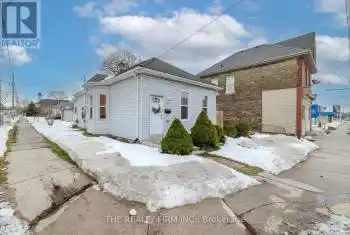 104 Adelaide Street, London, Ontario N6B3G6, 3 Bedrooms Bedrooms, ,1 BathroomBathrooms,All Houses,For Sale,Adelaide,X11893597