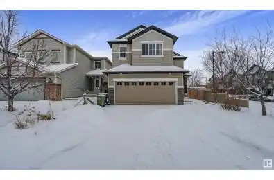 6155 11 AV SW Unit# 6155 Edmonton Alberta T6X0M4