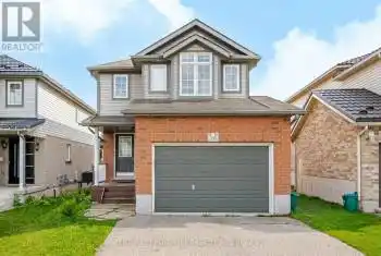 78 PERIWINKLE Street, Kitchener, Ontario N2E4C7, 3 Bedrooms Bedrooms, ,3 BathroomsBathrooms,All Houses,For Sale,PERIWINKLE,X11893815