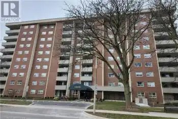 1415 GHENT Avenue Unit# 905, Burlington, Ontario L7S1X4, 3 Bedrooms Bedrooms, ,2 BathroomsBathrooms,Condo,For Rent,GHENT,40685426