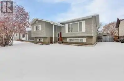 6126 52 Close Unit# 6126 Ponoka Alberta T4J1E8