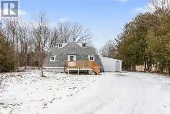 47 CAMPBELL Avenue, Oro-Medonte, Ontario L0L1T0, 4 Bedrooms Bedrooms, ,2 BathroomsBathrooms,All Houses,For Sale,CAMPBELL,40685436