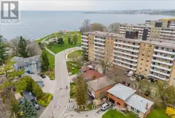 208 Lake Promenade, Toronto (Long Branch), Ontario M8W1A8, 4 Bedrooms Bedrooms, ,3 BathroomsBathrooms,All Houses,For Sale,Lake,W11894016