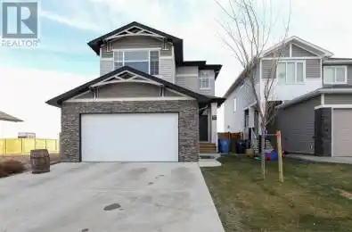 325 Rivergrove Chase Lethbridge Alberta T1K8E8