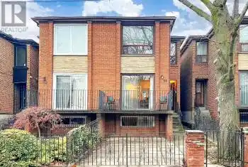 32 Markham Street, Toronto (Trinity-Bellwoods), Ontario M6J2G2, 6 Bedrooms Bedrooms, ,2 BathroomsBathrooms,All Houses,For Sale,Markham,C11894644