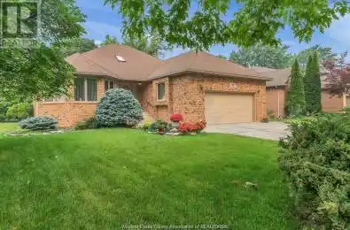 559 LISA Crescent Windsor Ontario N9G2M5