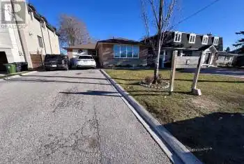 5 Cloebury Court Unit# (Main), Toronto (Willowdale West), Ontario M2R1V7, 3 Bedrooms Bedrooms, ,1 BathroomBathrooms,All Houses,For Rent,Cloebury,C11894437