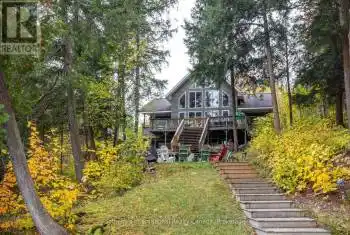 1010 Ransbury Road, Muskoka Lakes (Watt), Ontario P0B1J0, 5 Bedrooms Bedrooms, ,3 BathroomsBathrooms,All Houses,For Sale,Ransbury,X11892605