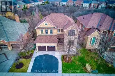 1564 Pinery Crescent Oakville (Iroquois Ridge North) Ontario L6H7J9