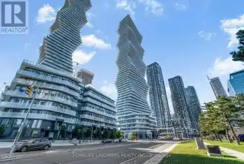 3900 Confederation Parkway Unit# 3607, Mississauga (City Centre), Ontario L5B0M3, 2 Bedrooms Bedrooms, ,2 BathroomsBathrooms,Condo,For Sale,Confederation,W11896051