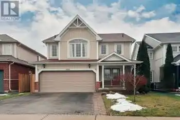 1555 Glenbourne Drive, Oshawa (Pinecrest), Ontario L1K0M3, 4 Bedrooms Bedrooms, ,3 BathroomsBathrooms,All Houses,For Sale,Glenbourne,E11896135