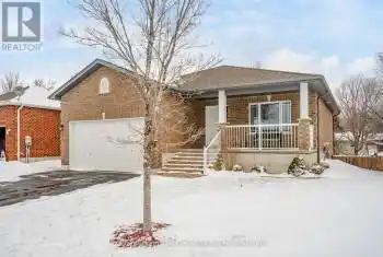 7 SHEPPARD Drive, Tay (Victoria Harbour), Ontario L0K2A0, 3 Bedrooms Bedrooms, ,3 BathroomsBathrooms,All Houses,For Sale,SHEPPARD,S11899063