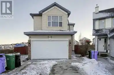 246 Saddlefield Place Calgary Alberta T3J4Z3