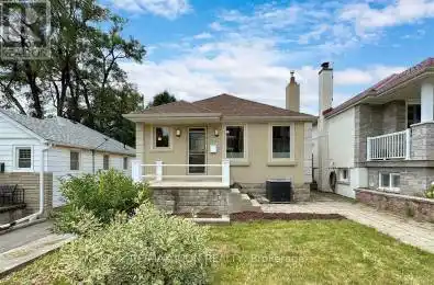 606 Mcroberts Avenue Toronto (Caledonia-Fairbank) Ontario M6E4R7