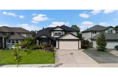 18351 68 AVE Unit# 18351 Surrey British Columbia V3S9C6