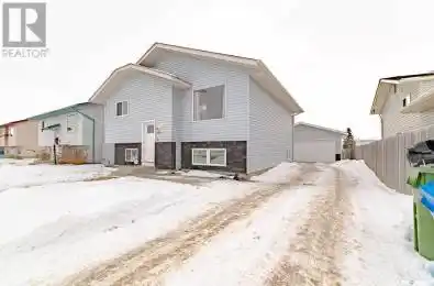 375 Southwood DRIVE Prince Albert Saskatchewan S6V8E6